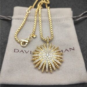 David Yurman Gold Sunburst Pendant Necklace - Gold